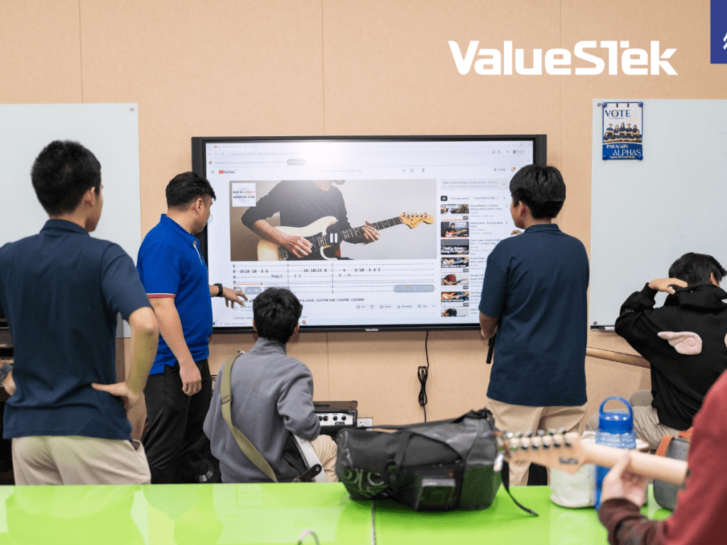 Interactive Flat Panel